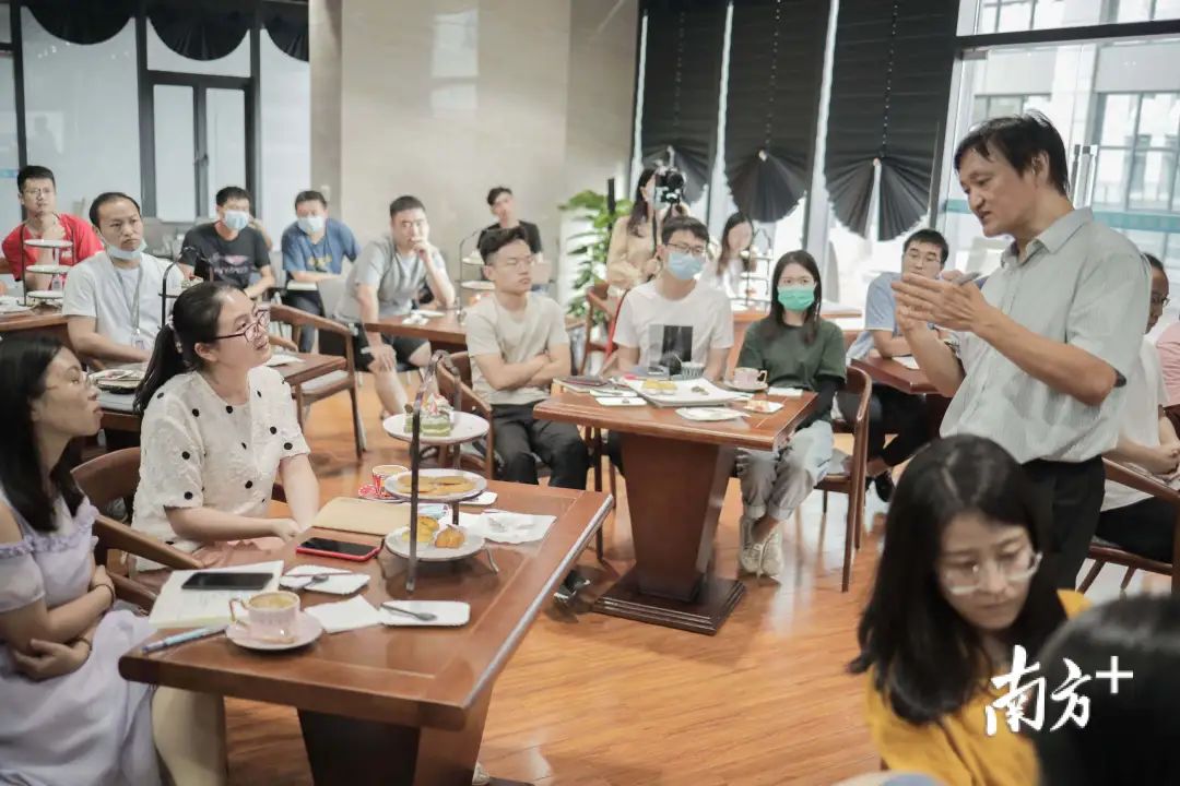 学术讲座+美味咖啡，松山湖材料实验室“科研Cafè”开讲啦！