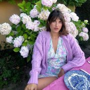 采集全球高规格植物精粹——花君子精油为爱而生！