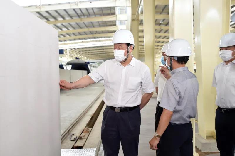 江西省人民政府 头条新闻 守住“保”的底线 筑