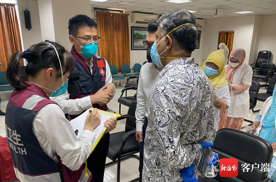 中国援孟抗疫医疗专家组：到孟方一家医院考察