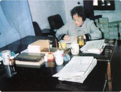 新闻著史，踏遍青山人未老