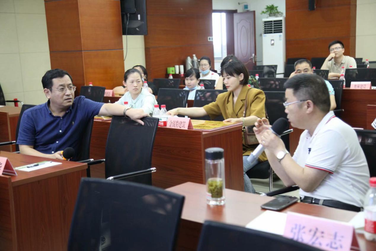 安徽省阜阳市建筑装饰协会举办税法知识讲座