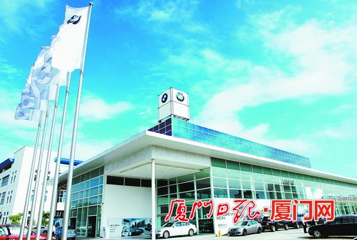 搭建“殿企朋友圈” 湖里区殿前街道新阶联产业联合会成立