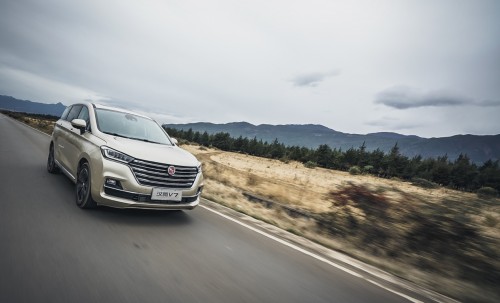 政策助力自动驾驶发展，汉腾汽车携手百度，紧跟行业大趋势