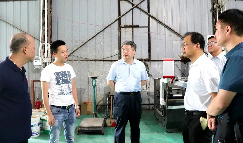 海南省退役军人事务厅党组书记罗时祥调研退役