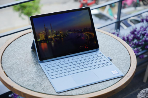 当设计师遇到华为Matebook#160;E，来一场效率办公的