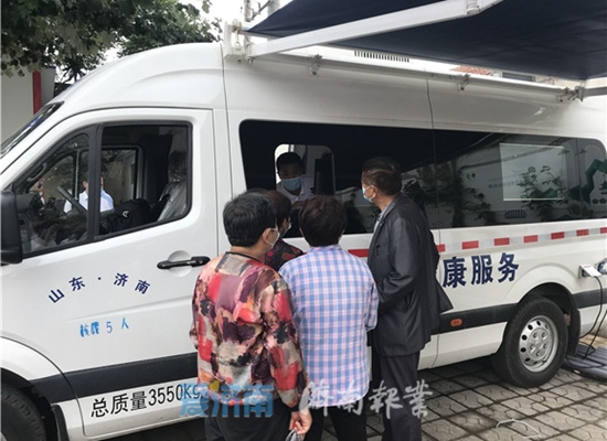送医药送服务送政策！医保健康服务车“组团”开进村
