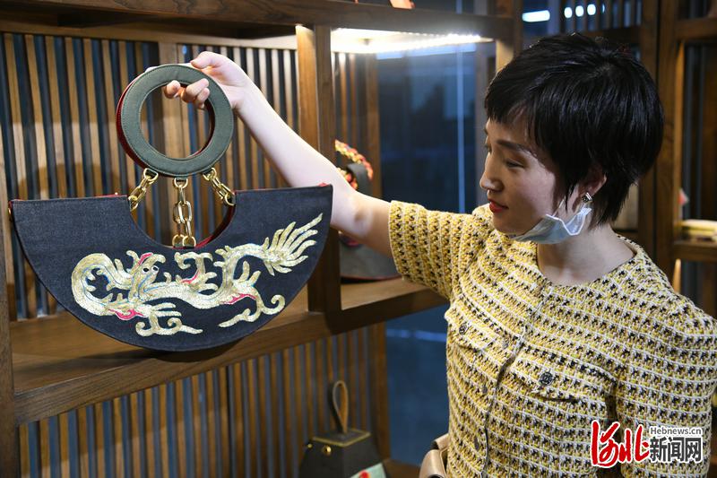 河北辛集：创新激发活力 传统皮革产业焕发生机