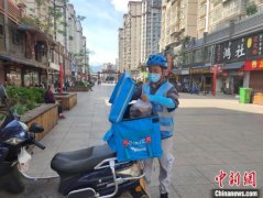 打工不用到外地 外卖骑手成家门口脱贫选择