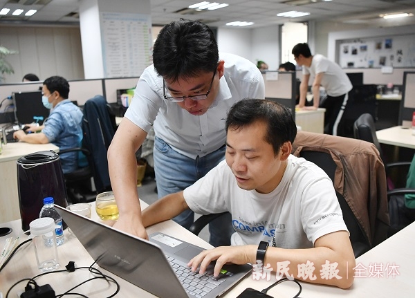 在线科研新节拍 上海科技创新悄然兴起“云中漫