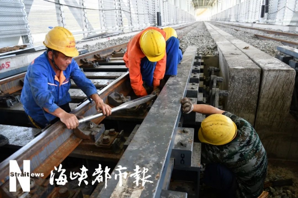 海上筑“长虹”，平潭海峡公铁两用大桥即将通车！