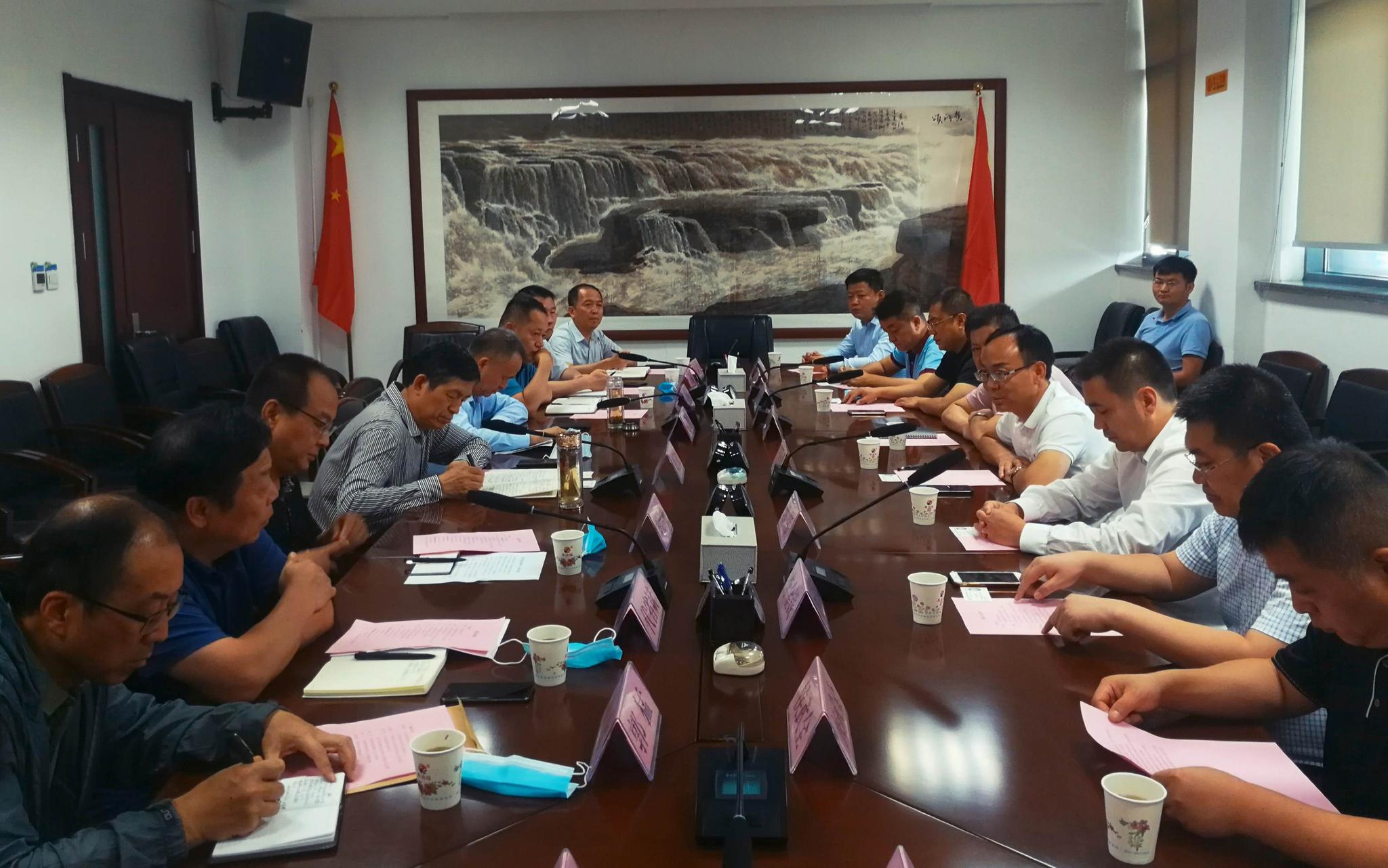 西安市国资委与江苏省陕西商会会长张黎明一行