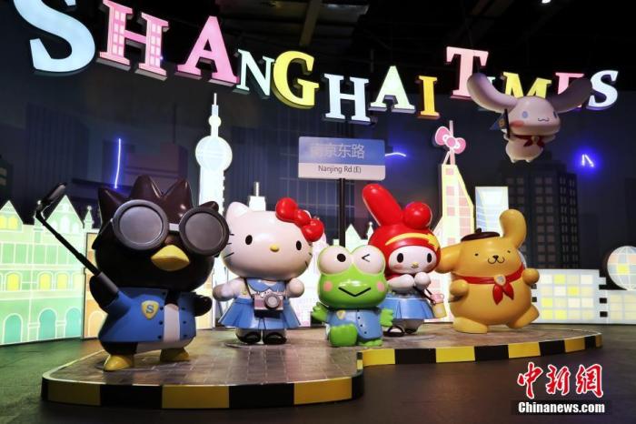 Hello Kitty遭遇中年危机，“卖萌”容易卖“萌”难