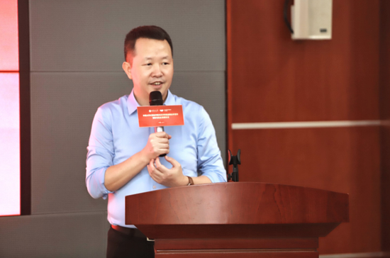 万兴科技董事长吴太兵致辞