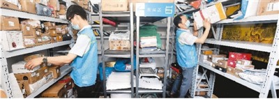 中国今年快递业务收入有望超8600亿元 年中快递业