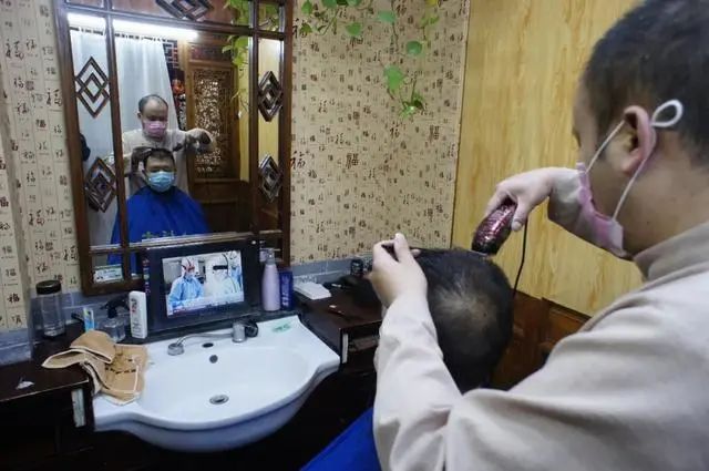 美国单日确诊超4万！震惊，西班牙从去年3月废水中检出病毒！北京新增确诊17例，将对这一行业进行全员核酸检测