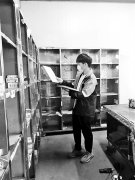 90后快递小哥获评杭州高层次人才 购房将享百万