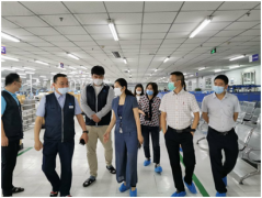 向莉书记带队深入企业了解对营商环境的意见