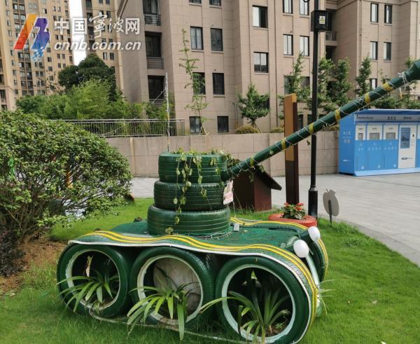 翰香景庭的物业师傅太有才 用“科技范”创意点