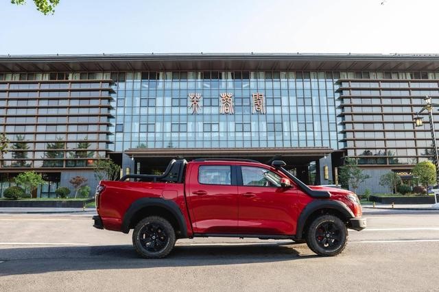 0117454569835c30602417.jpg 2.jpg