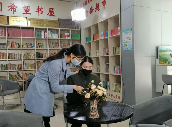 13.png 【在一线】党员张秋丽:坚守助人初心,筑牢大