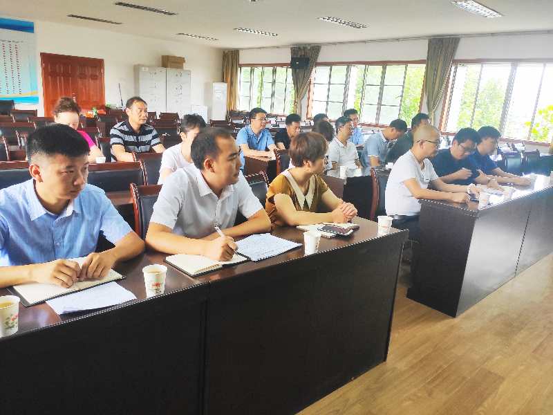 民建汉台区委会组织普及“政策红利”及“合同