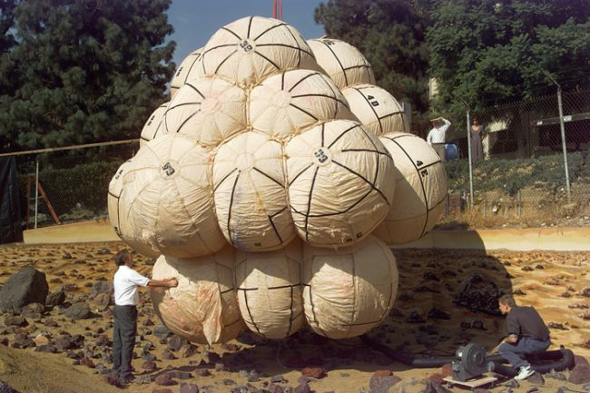 23年前的今天，首辆火星车登陆火星，后来还拯