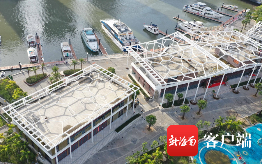 实拍三亚游船旅游中心