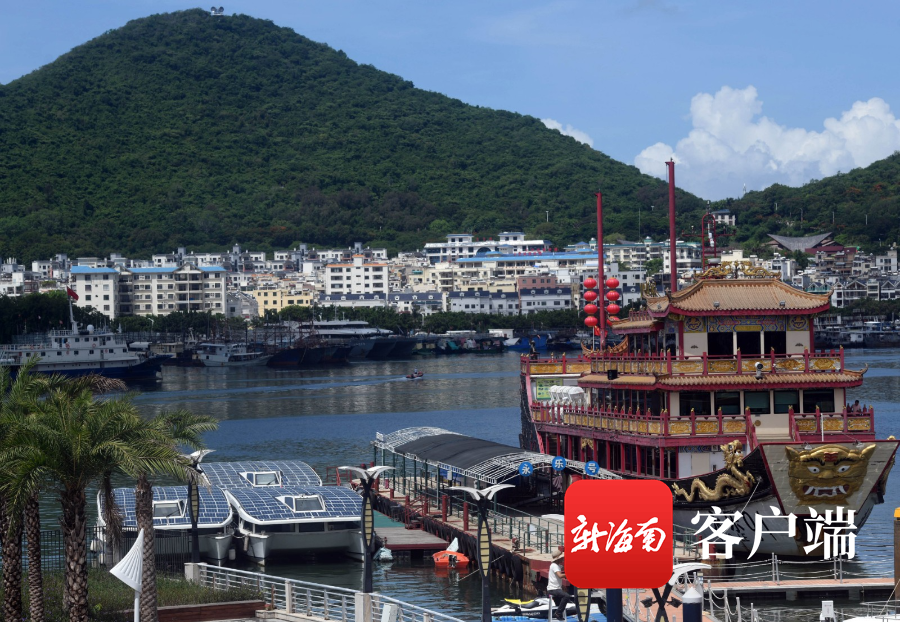 实拍三亚游船旅游中心