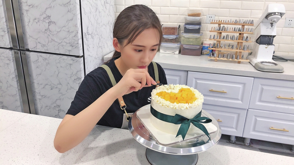 点亮创业梦 青春不散场