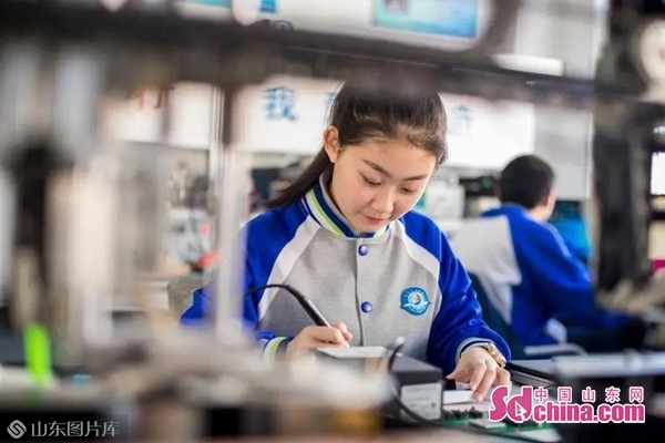 这就是山东|跨界融合、创新生态，山东打造工业互联网发展新高地