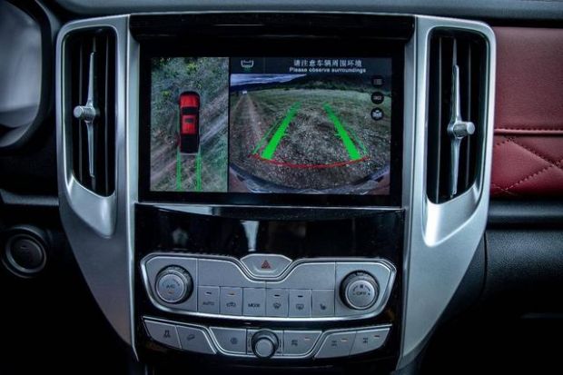 原厂即改装，硬核配置干趴一片SUV，南宁试驾长城炮越野皮卡