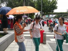 兼职猫组建高考志愿服务队，暖心服务为高考学