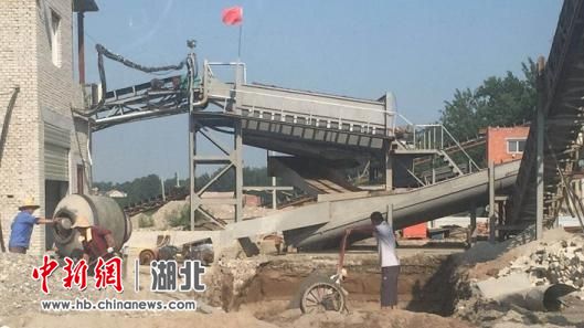 襄阳谷城绿水清河惠人民