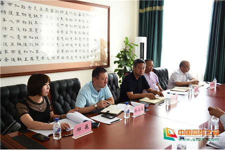 长春市教育局副局长单联成一行到长春汽车工业