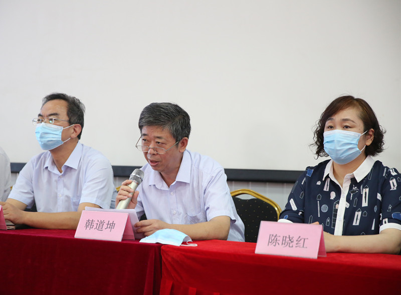 创建全国文明城市 济宁出租汽车行业在行动