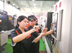 职业院校成了老区最亮名片