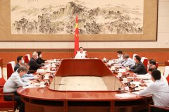 李克强：将对劳动密集型企业实施差异化税费政