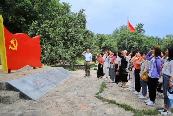 “传承红色基因，厚植家国情怀” 郑州市互联网行业党委走进新密探寻红色文化