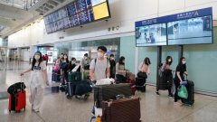 美国留学生签证政策再变 中国留学生准备PlanB：