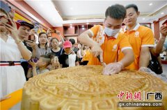 广西知名月饼生产企业积极复工复产做大众健康