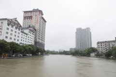 <b>太湖防汛进入战时状态，科技利器筑起“安全堤”</b>
