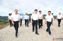 深化扶贫协作产业协作人才协作 奋力推动东西部交流协作开新花