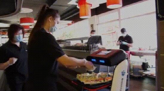 荷兰媒体：首家机器人餐厅来了，顾客有了服务新体验