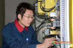 成都航空职业技术学院教师周树强入围省级技能