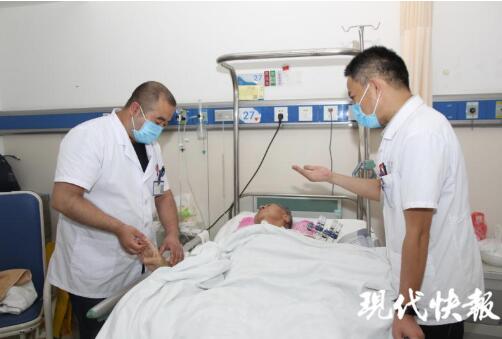 75岁大爷6楼跌落奇迹生还，医生：他护住了头部