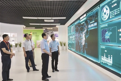 杨志纯调研途牛为行业发展鼓劲