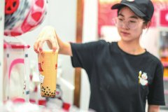 济南奶茶店：在“下沉市场”甜蜜鏖战
