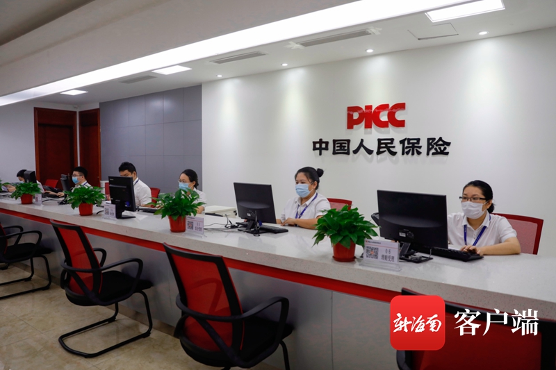 中国人保寿险为抗疫英雄及编辑记者“保驾护航