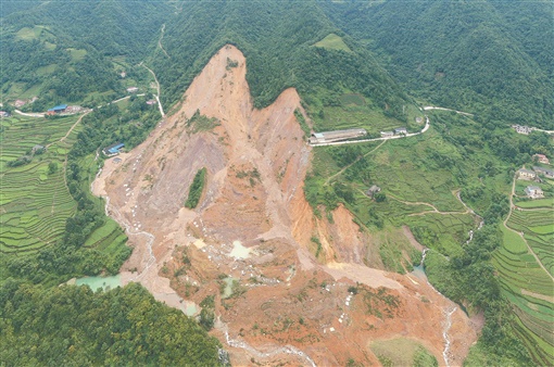 奇迹背后，是牺牲与奉献——石门成功处置特大型山体滑坡地质灾害追踪(下)